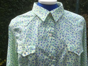 Western Ranch Shirt sz12-14 Lemon with perinwinkles blue