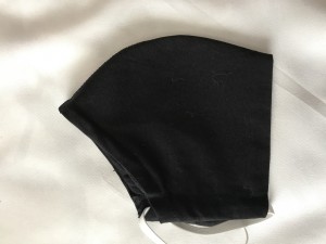 Double layer black shaped